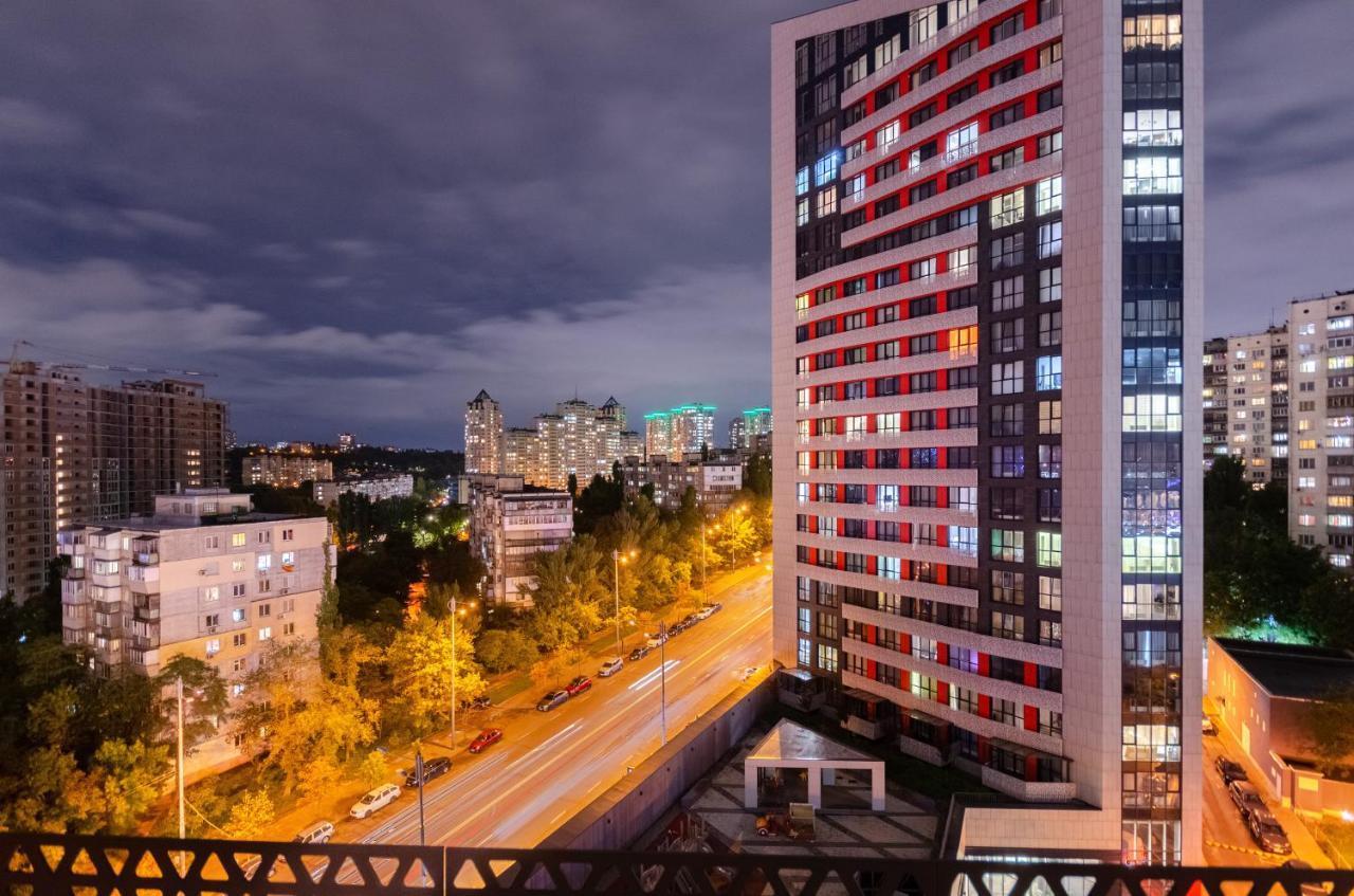 Petrovdom 12-95 Loft Apartments At Rc Kvartet, 16Г Vasyl Lypkivskyi Street Kyiv Exterior photo